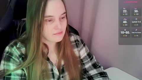 noir_ember_ online show from 04/28/26, 06:24