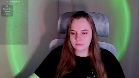 Snapshot of noir_ember_ chatting on 06/16/26, 05:04 noir_ember_ online show from 06/16/26, 05:04