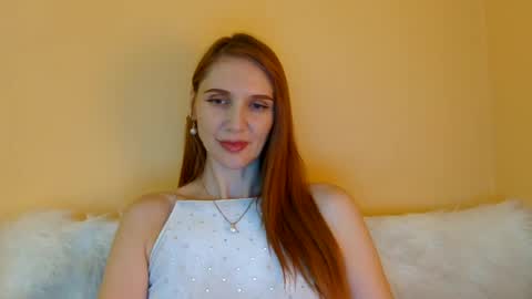 Snapshot of noirpatrona chatting on 07/09/26, 07:23 Myroslava online show from 07/09/26, 07:23