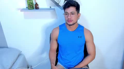 Snapshot of nolan_joness chatting on 06/21/26, 01:52 Im Nolan online show from 06/21/26, 01:52