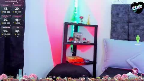 Nolan  online show from 12/17/25, 06:47