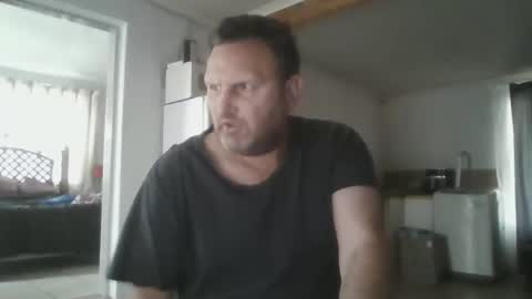 Snapshot of nollie244 chatting on 09/11/25, 05:18 Nollie online show from 09/11/25, 05:18