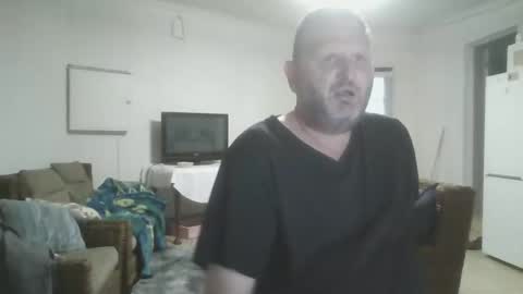 Snapshot of nollie244 chatting on 11/06/25, 01:01 Nollie online show from 11/06/25, 01:01