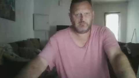 Snapshot of nollie244 chatting on 11/07/25, 01:22 Nollie online show from 11/07/25, 01:22