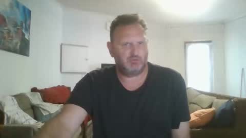 Snapshot of nollie244 chatting on 11/28/25, 02:09 Nollie online show from 11/28/25, 02:09