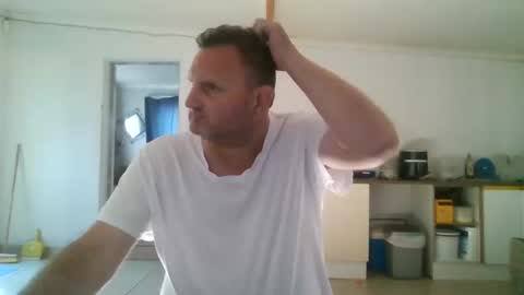 Snapshot of nollie244 chatting on 01/12/26, 05:12 Nollie online show from 01/12/26, 05:12