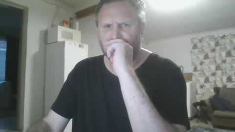 Snapshot of nollie244 chatting on 04/18/26, 04:38 Nollie online show from 04/18/26, 04:38