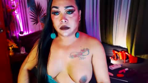 Snapshot of nomercy_mistress_sph chatting on 04/07/26, 10:15 I AM YOUR MISTRESS YASSY DON T BE RUDE no ONE LOVE ME i KICK U online show from 04/07/26, 10:15