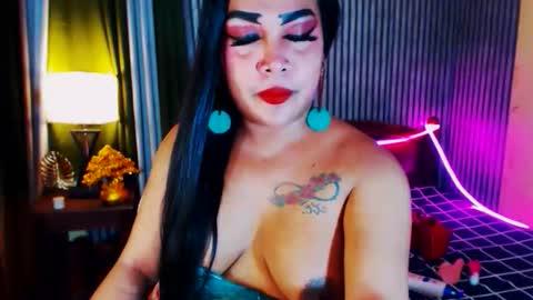 Snapshot of nomercy_mistress_sph chatting on 05/20/26, 12:11 I AM YOUR MISTRESS YASSY DON T BE RUDE no ONE LOVE ME i KICK U online show from 05/20/26, 12:11