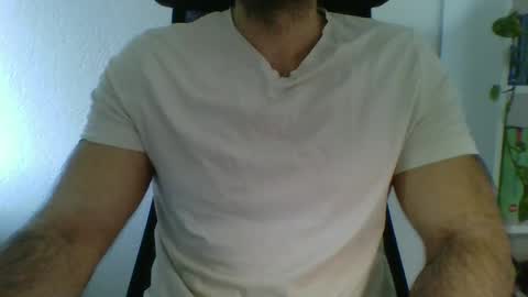 Snapshot of noname1994 chatting on 02/16/25, 11:05 noname1994 online show from 02/16/25, 11:05