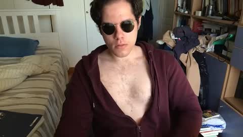 Snapshot of nongay379444 chatting on 12/18/24, 02:06 nongay379444 online show from 12/18/24, 02:06