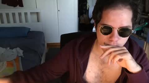 Snapshot of nongay379444 chatting on 12/20/24, 01:33 nongay379444 online show from 12/20/24, 01:33