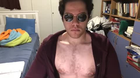 Snapshot of nongay379444 chatting on 12/23/24, 06:16 nongay379444 online show from 12/23/24, 06:16