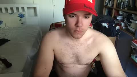 Snapshot of nongay379444 chatting on 03/06/25, 03:35 nongay379444 online show from 03/06/25, 03:35