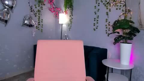nonna_noffer online show from 04/24/26, 11:23