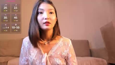 nooniemoon online show from 09/28/25, 02:17