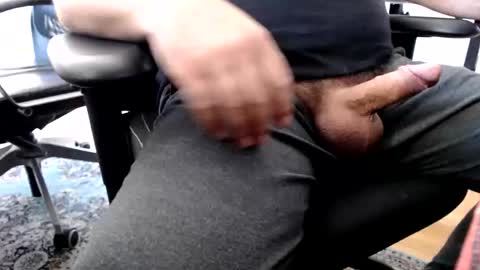 Snapshot of nopantbsx chatting on 10/12/25, 10:03 The Best Ever online show from 10/12/25, 10:03