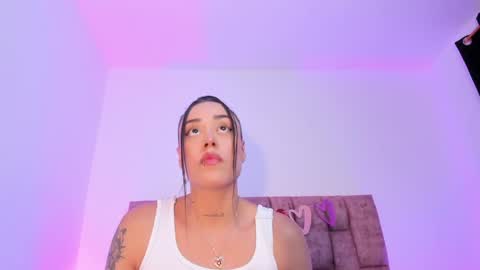 Nora Da Silva online show from 05/22/26, 02:51