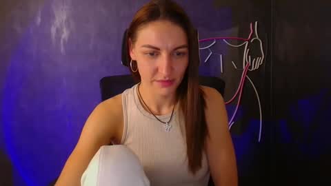 Nora online show from 10/06/25, 09:45