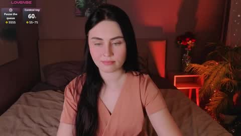 Nora online show from 04/30/26, 06:31
