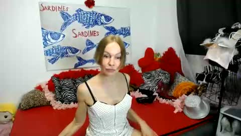 Nora online show from 06/12/26, 02:27