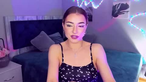 NoraSun online show from 03/09/25, 04:11