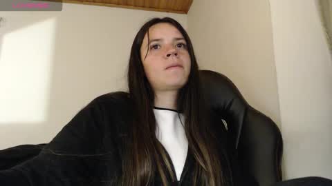 noreen_ online show from 12/03/25, 02:30