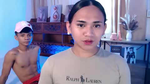 Snapshot of noregrets4moriel_ chatting on 05/19/26, 05:03 Hi im ariel online show from 05/19/26, 05:03