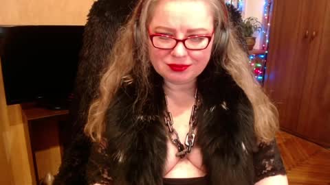 Snapshot of norma_gin chatting on 12/28/24, 06:18 miss Tress online show from 12/28/24, 06:18