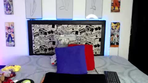 Snapshot of normaa22 chatting on 11/21/25, 11:25 Norma online show from 11/21/25, 11:25