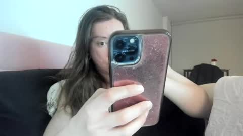 Snapshot of nortar9766 chatting on 02/04/26, 11:53 Emily snow online show from 02/04/26, 11:53