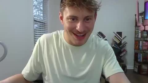 Snapshot of northofsouth_xxx chatting on 05/07/26, 11:15 northofsouth_xxx online show from 05/07/26, 11:15
