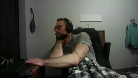 nosedfc online show from 12/15/25, 05:55