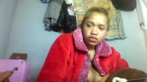 Snapshot of nosminah01 chatting on 09/11/25, 05:07 nosminah01 online show from 09/11/25, 05:07