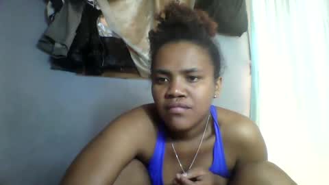 Snapshot of nosminah01 chatting on 09/15/25, 11:54 nosminah01 online show from 09/15/25, 11:54