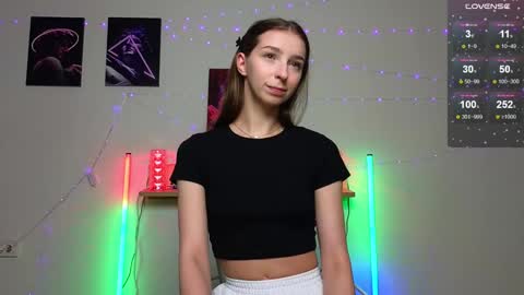 Hello My name is Helene NTMU  Finger up if u like what u see online show from 12/13/24, 02:16