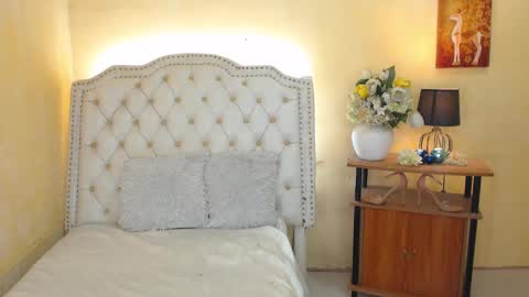 Kyline online show from 12/30/24, 03:25