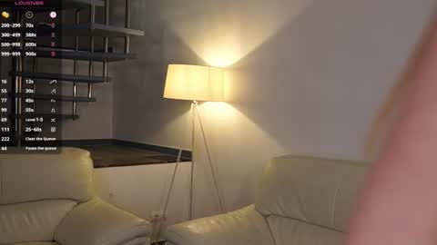 Snapshot of notelis chatting on 02/22/26, 03:54 Goldie online show from 02/22/26, 03:54