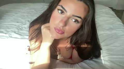 nellyxoxo online show from 10/28/25, 07:05