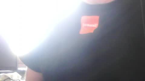 Snapshot of notte chatting on 04/21/26, 12:44 notte online show from 04/21/26, 12:44