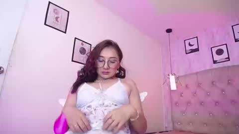 V A L E R Y  online show from 03/10/26, 04:12