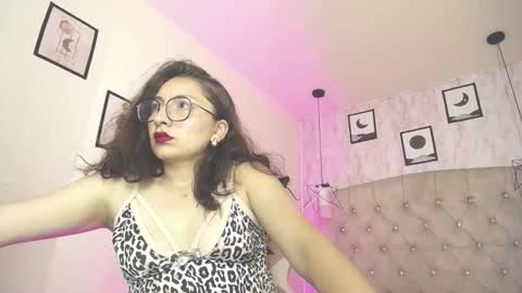 V A L E R Y  online show from 03/14/26, 12:43