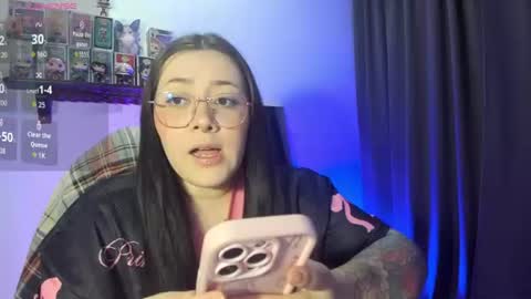 Snapshot of nova_gara chatting on 07/13/26, 01:52 s online show from 07/13/26, 01:52