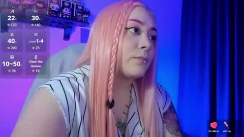 Snapshot of nova_gara chatting on 07/30/26, 01:15 s online show from 07/30/26, 01:15