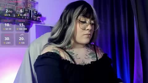 Snapshot of nova_gara chatting on 08/02/26, 12:42 s online show from 08/02/26, 12:42