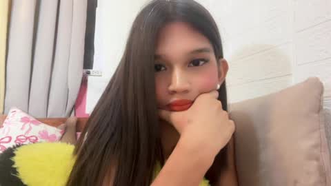 Snapshot of nova_licious chatting on 05/11/26, 02:45 nova_licious online show from 05/11/26, 02:45