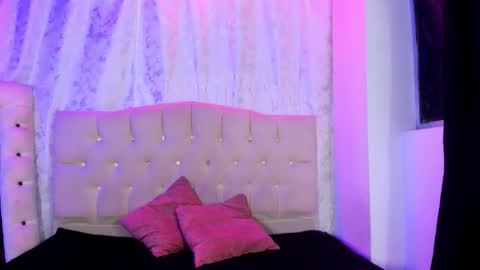 nova online show from 11/26/25, 02:01