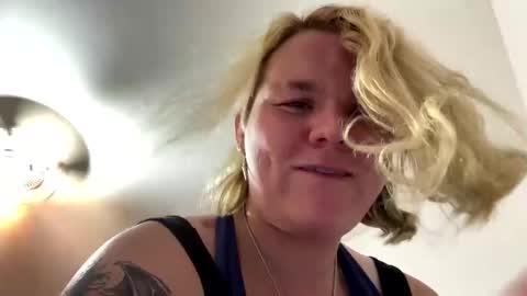 Snapshot of novamay96 chatting on 10/16/25, 01:50 novamay96 online show from 10/16/25, 01:50