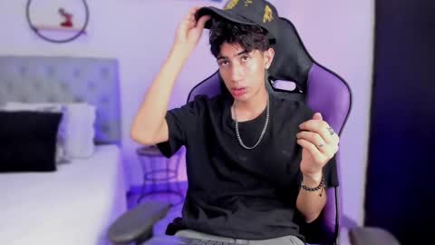 Nova online show from 02/02/25, 04:37