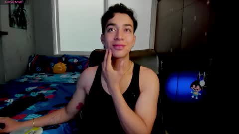 Snapshot of noxx_stark chatting on 02/14/26, 05:43 Noxx online show from 02/14/26, 05:43